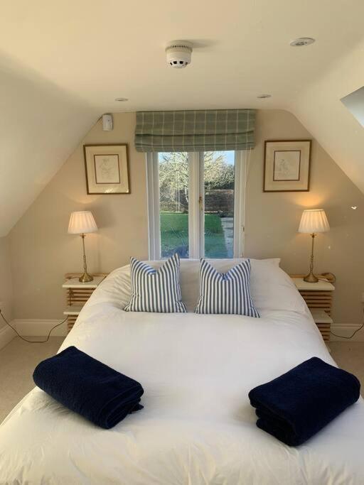 Annexe Near Malmesbury / Tetbury Leilighet Hankerton Eksteriør bilde